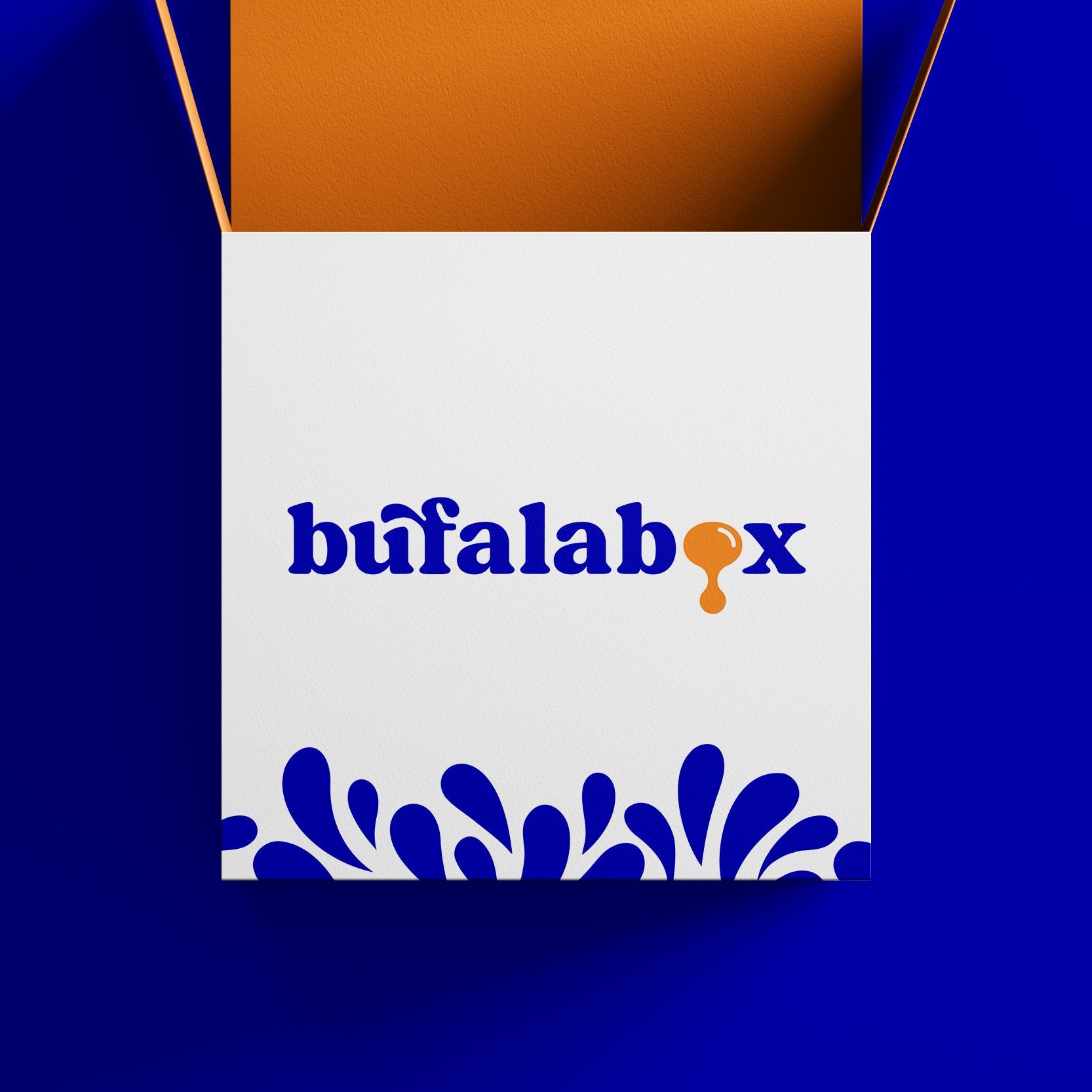 Confezione arancione — ROBA SERIA | Box Formaggi e Salumi di Bufala Campana
